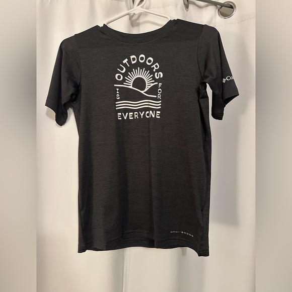 Columbia Kids' Black Outdoor Graphic T-Shirt - Picture 2 of 6